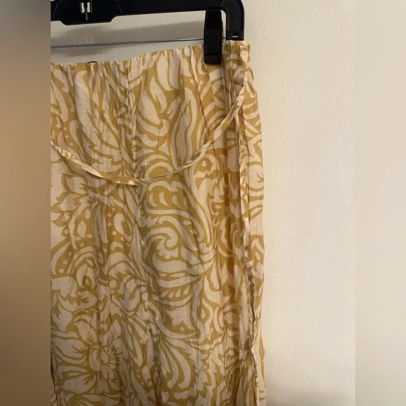 ZARA Maxi Skirt size medium - Picture 3 of 4